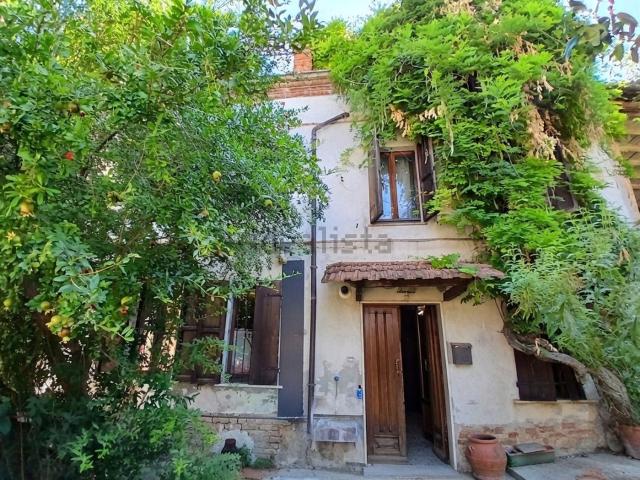 Casa in vendita a Redavalle, Lombardia