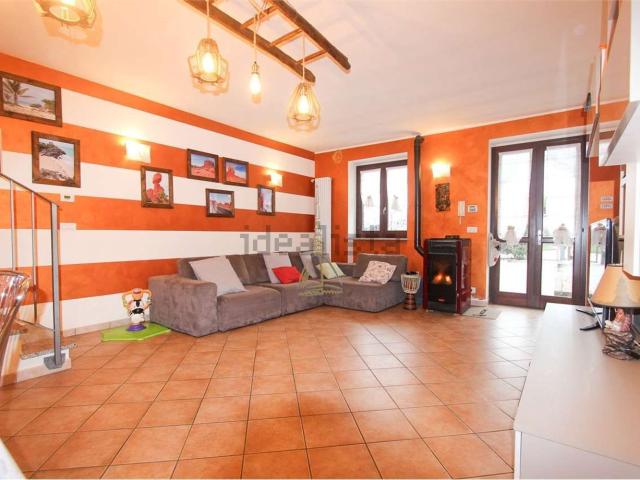 Casa in vendita a Piemonte, Asti