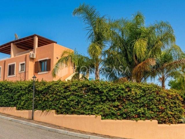 Casa in vendita a Calabria, Cosenza