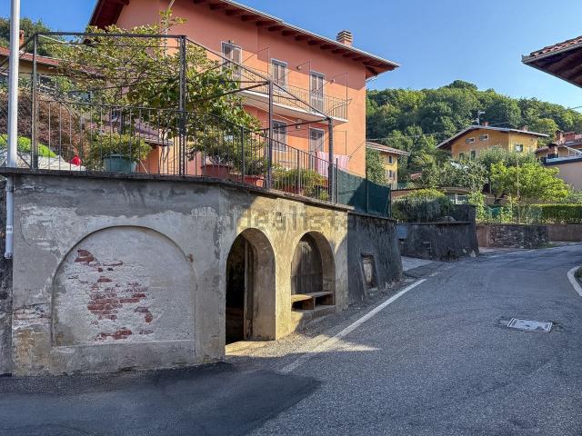 Casa in vendita a Frazione Brughiera, Bulliana