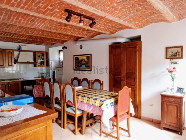 Casa in vendita a Valdilana, Piemonte