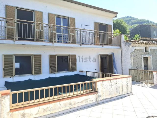 Casa in vendita a Calabria, Cosenza