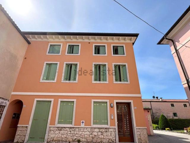 Casa in vendita a Castelgomberto, Veneto