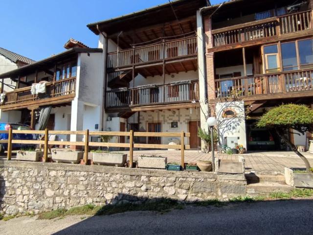 Casa in vendita a Feltre, Veneto