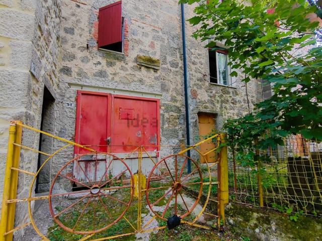 Casa in vendita a Unione dei Comuni Montani Amiata Grossetana, Santa Fiora