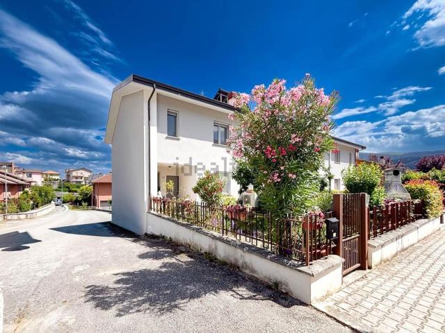 Casa in vendita a Torretta, Tornimparte