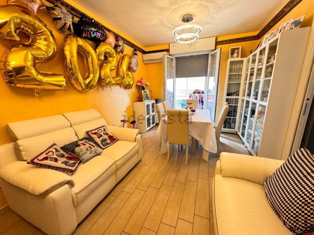 Casa in vendita a Ponzano Magra, Santo Stefano Di Magra