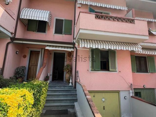 Casa in vendita a Montignoso, Toscana