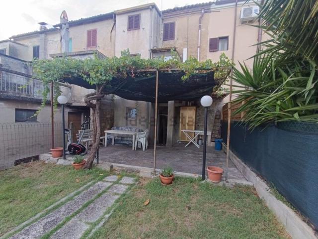 Casa in vendita a Mondolfo, Pesaro e Urbino