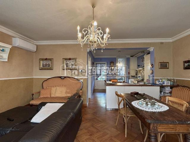 Casa in vendita a Chiari, Lombardia