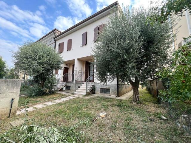 Casa in vendita a Lunetta, Mantova