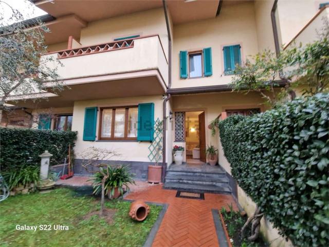 Casa in vendita a Vittoria Apuana, Forte Dei Marmi