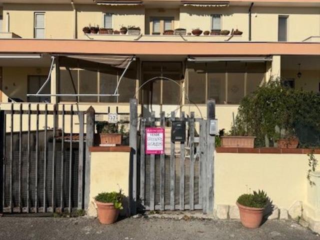 Casa in vendita a Scopeto di San Donato, Sabaudia