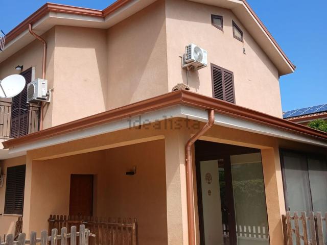 Casa in vendita a Piraineto, Carini