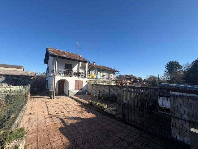Casa in vendita a Palestro, Lombardia