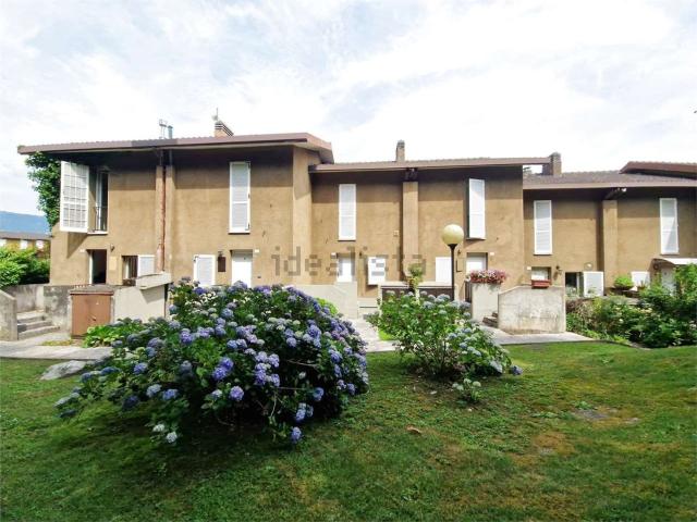 Casa in vendita a Bregano, Lombardia