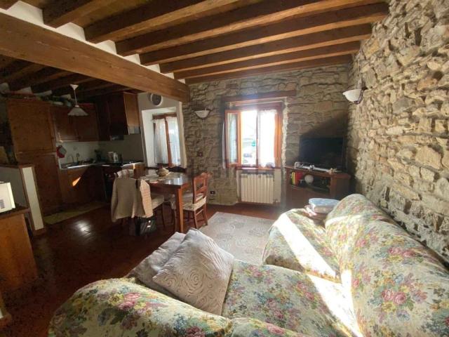 Casa in vendita a Appennino Reggiano, Re