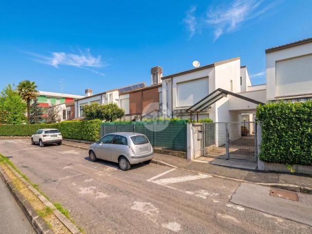 Casa in vendita a Beata Giuliana, Busto Arsizio