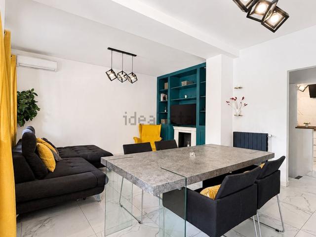 Casa in vendita a Comasina, Milano