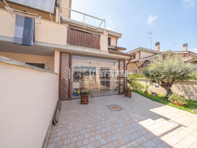 Casa in vendita a Piane di Vaccina, Roma Capitale