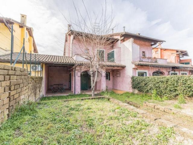Casa in vendita a Roma Capitale, Lazio