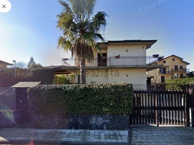 Casa in vendita a San Giovanni La Punta, Sicilia