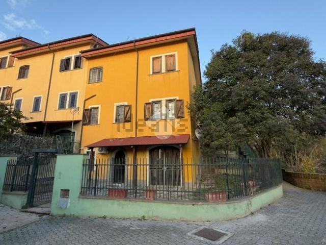 Casa in vendita a Roma Capitale, Lazio