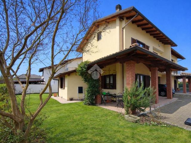 Casa in vendita a Piemonte, Vercelli