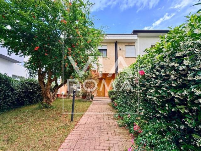 Casa in vendita a Spinea, Veneto