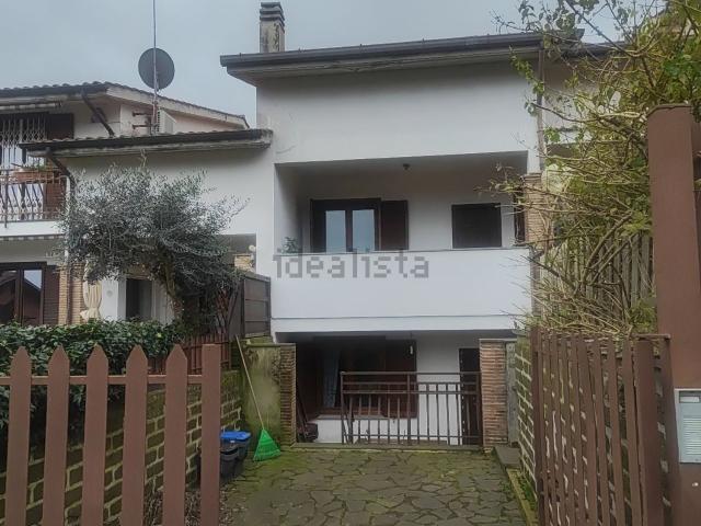 Casa in vendita a Anguillara Sabazia, Roma Capitale