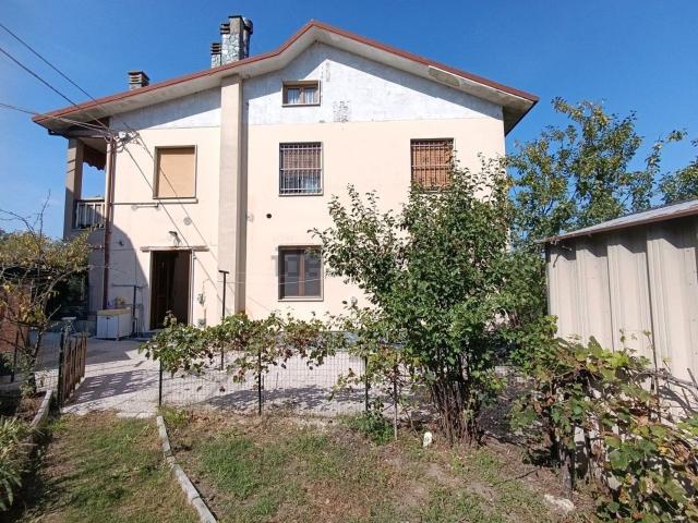 Casa in vendita a Piemonte, Alessandria