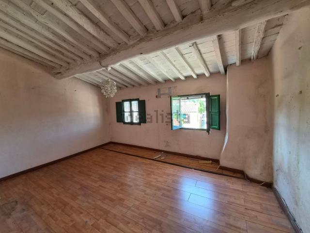 Casa in vendita a Tempagnano di Lunata, Bagni Di Lucca Ponte
