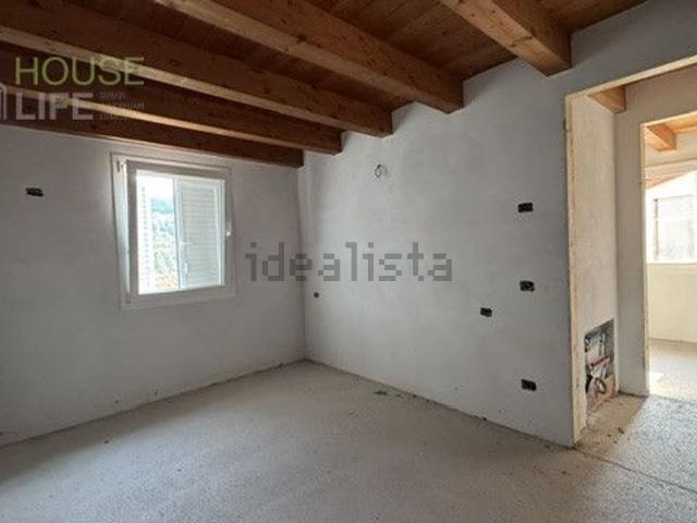 Casa in vendita a Magrè, Schio