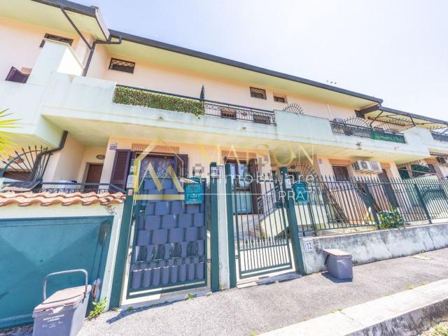 Casa in vendita a Centroni, Roma Capitale