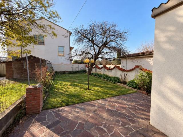 Casa in vendita a Visignano, Cascina