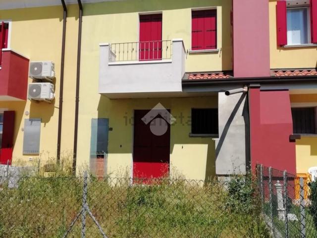Casa in vendita a Cavarzere, Veneto