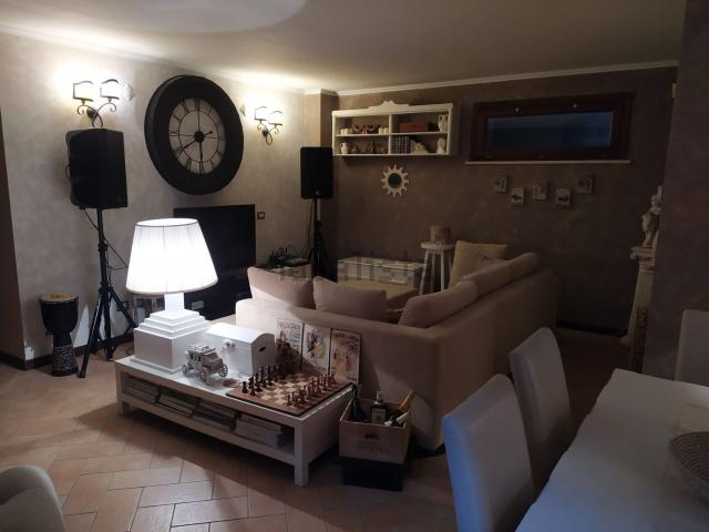 Casa in vendita a Nepi, Lazio