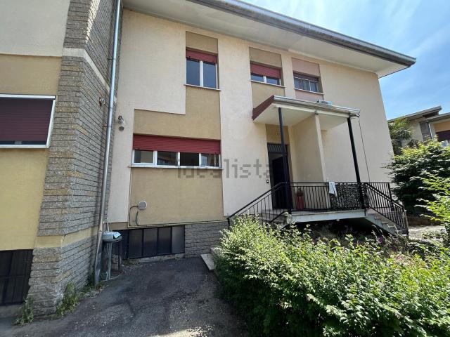 Casa in vendita a Cascina dei Frati, Lainate