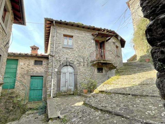 Casa in vendita a Unione dei comuni Media Valle del Serchio, Coreglia Antelminelli