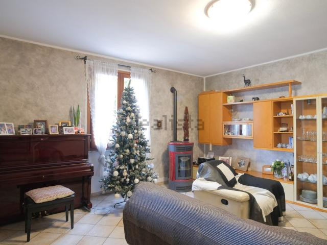 Casa in vendita a Marche, Pesaro E Urbino