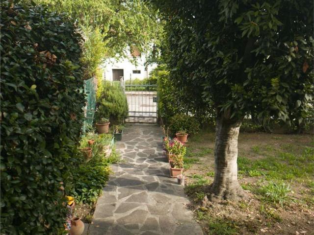 Casa in vendita a Ostiglia, Lombardia