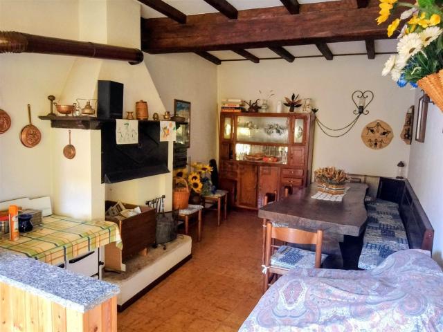 Casa in vendita a Valdilana, Piemonte