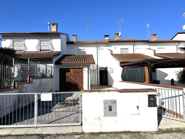 Casa in vendita a Unione Delta del Po, Migliaro