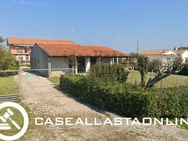 Casa in vendita a Torrette, Fano