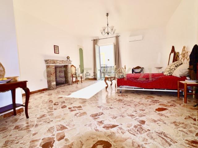 Casa in vendita a Carini, Sicilia