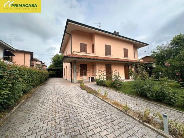 Casa in vendita a Pianura Reggiana, Re