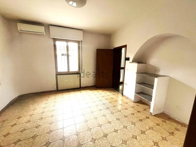 Casa in vendita a Prato, Toscana