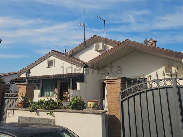 Casa in vendita a Ostia Antica, Roma