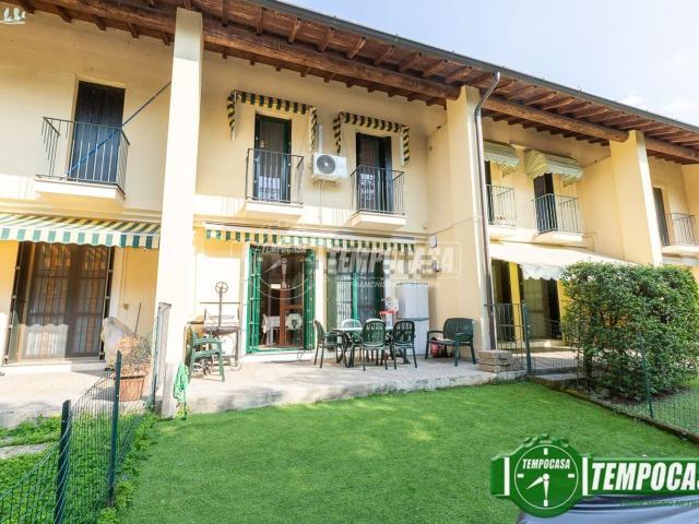 Casa in vendita a Pandino, Lombardia