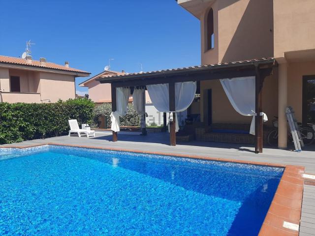 Casa in vendita a Roma Capitale, Lazio